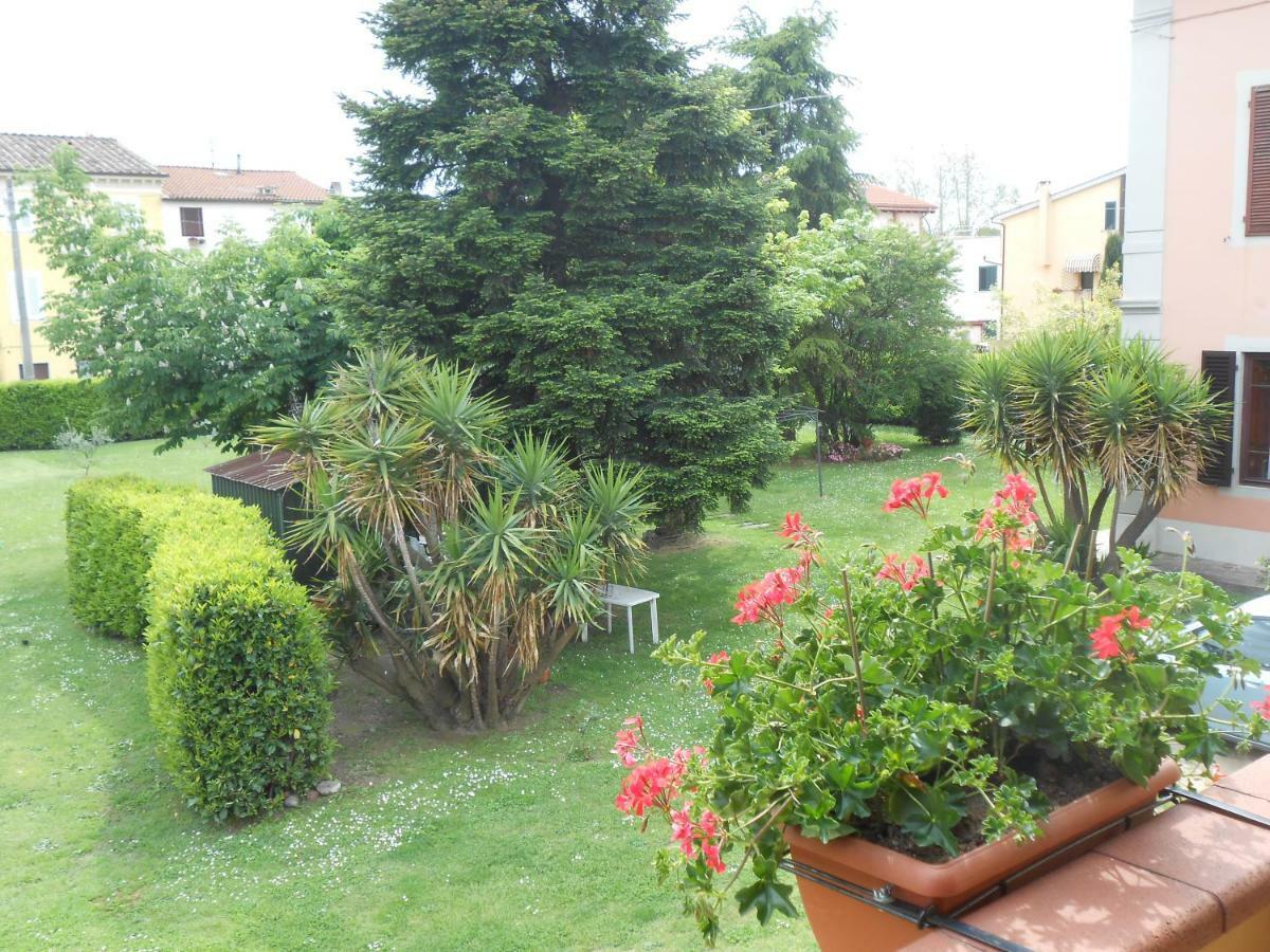 Casa Vacanze Orsi Lucca Eksteriør bilde